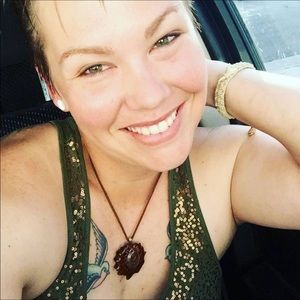 Meet your Posher, Kai indigo